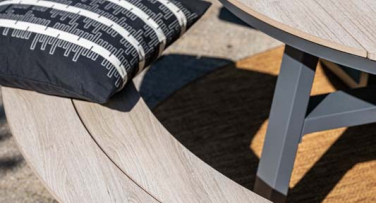 Kulatá venkovní lavice Group