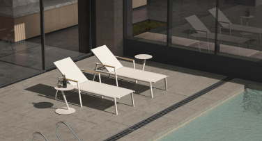 Polohovatelné zahradní lehatko Ferrara hliník/teak Sand