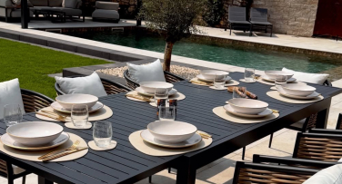 Zahradní jídelní set s rozkládacím stolem Gaudes6