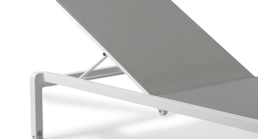Zahradní lehátko Méridien Lounger s kolečky - white