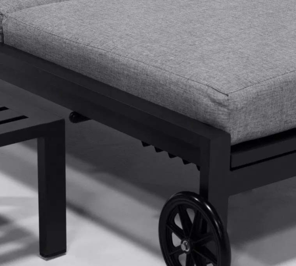 Lehátko Amadeo Lounger