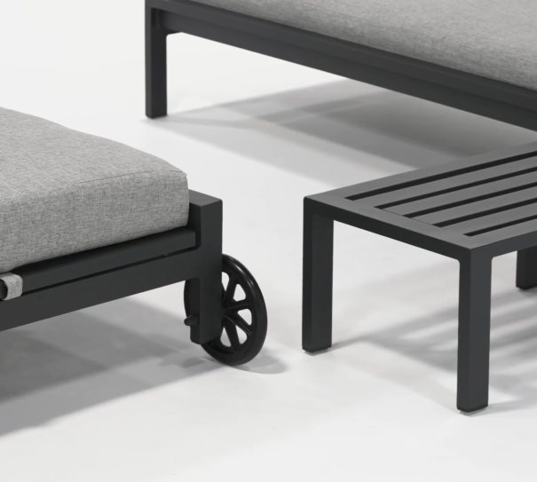 Lehátko Modern Lounger 2x s odkládacím stolkem