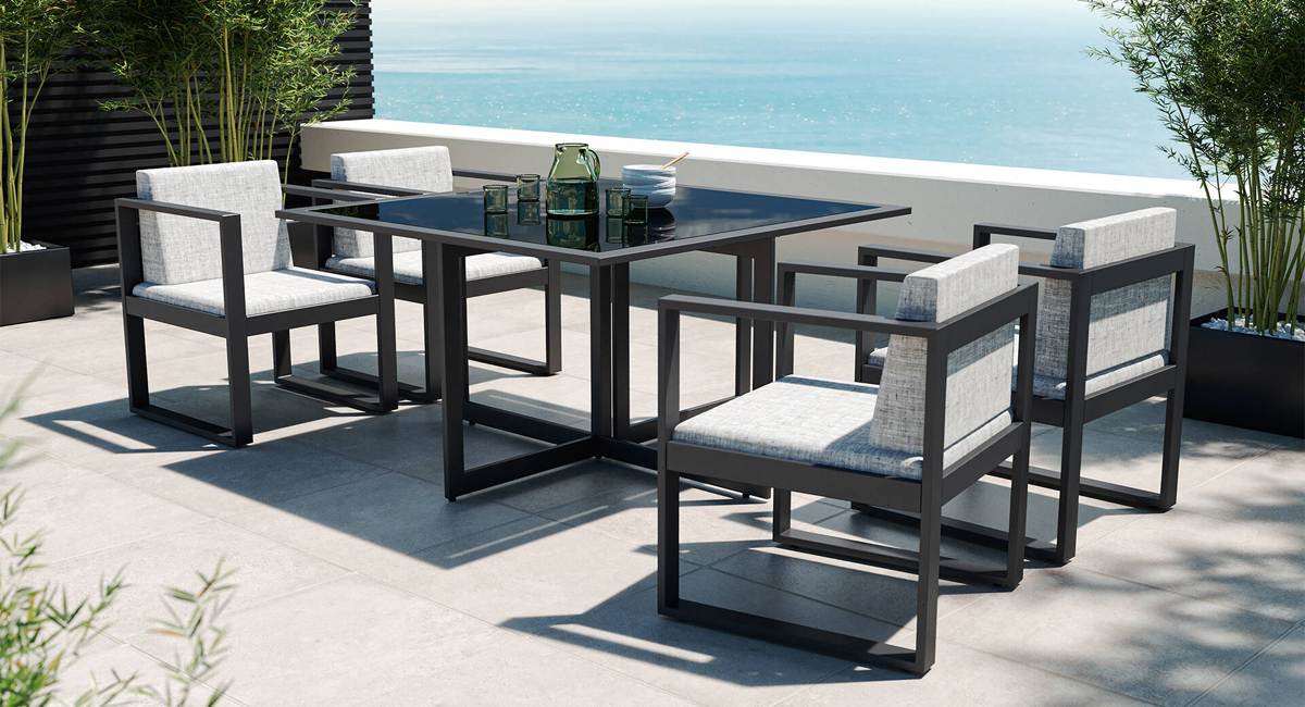 Funkční a designová zahradní jídelní souprava Delica