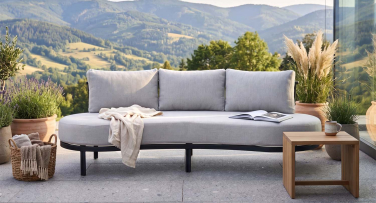 Designová zahradní pohovka View – spojení designu, komfortu a odolnosti pro váš exteriér