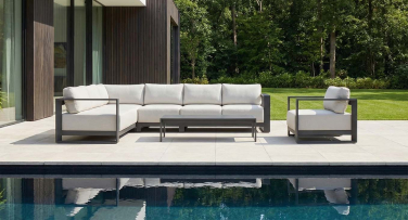 Luxusní a velká rohová zahradní sedačka Accordia