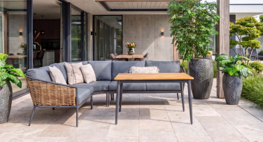 Multifunkční ratanová zahradní sedací souprava Ferreira