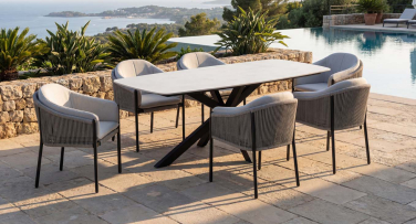 Luxusní zahradní jídelní souprava Selene s odolným stolen venkovním