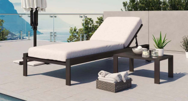 luxusní zahradní lehátko