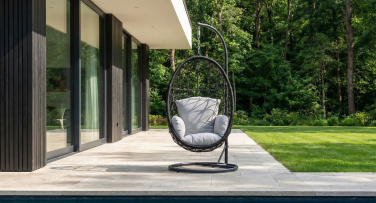 Zahradní závěsné křeslo Panthea černé polstrovani